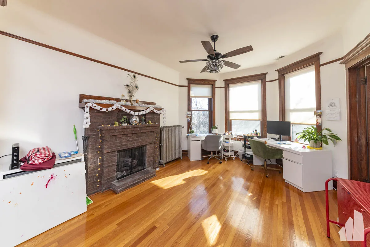 842 W Waveland Ave, ,  60613, USA 60613-unit#3-Chicago-IL