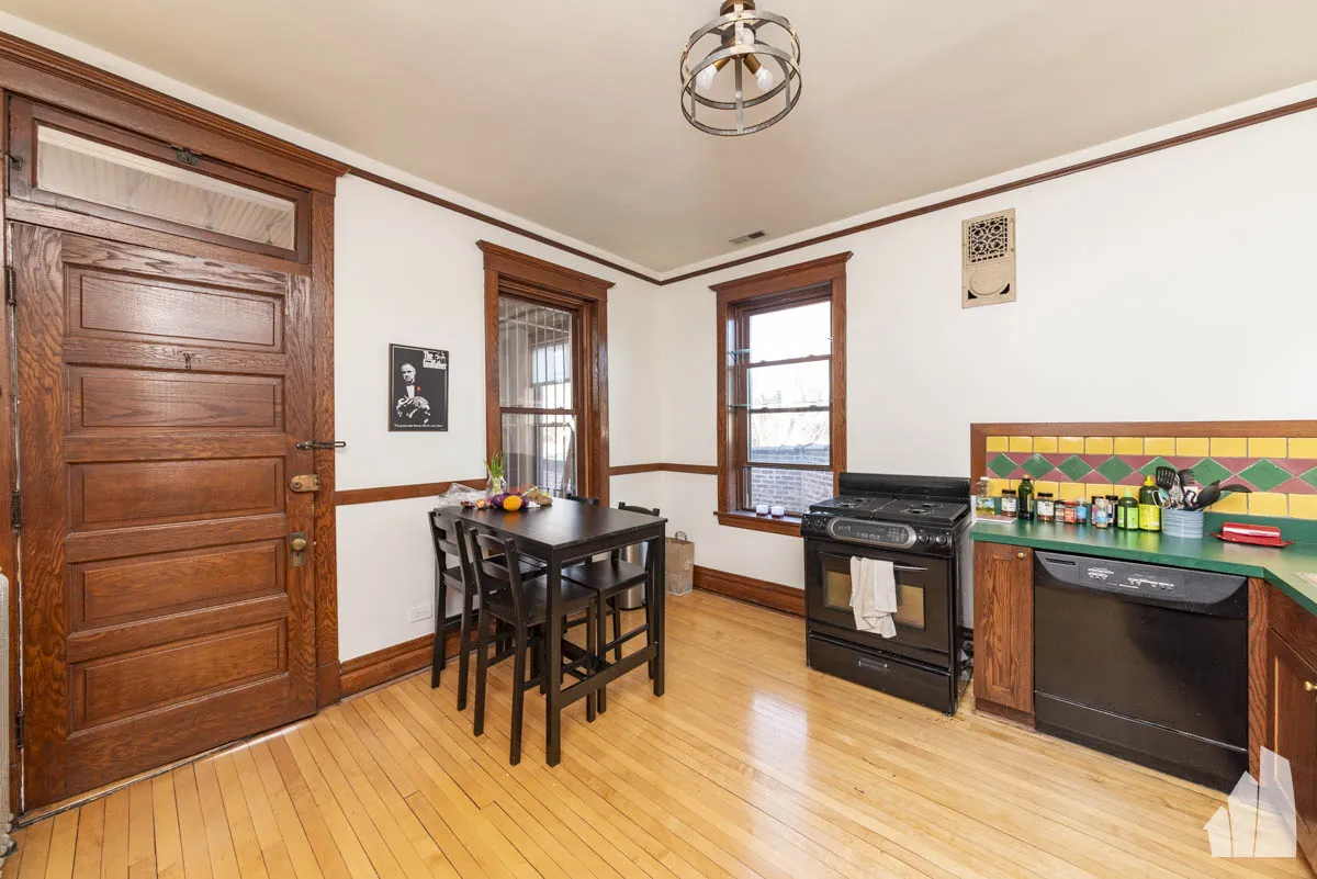842 W Waveland Ave, ,  60613, USA 60613-unit#3-Chicago-IL