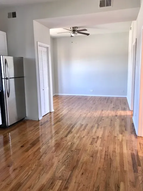 1351 W Roscoe St, ,  60657, USA 60657-unit#4-Chicago-IL