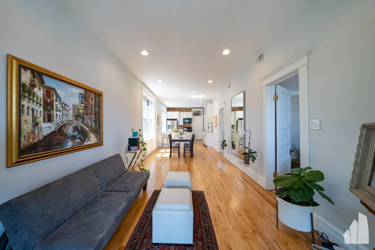 1037 S Racine Ave, , 60607, USA 60607-unit#3R-Chicago-IL