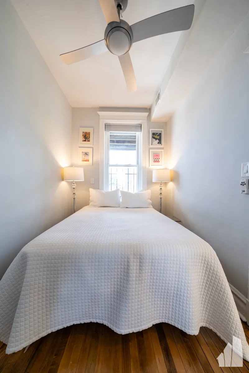 1037 S Racine Ave, , 60607, USA 60607-unit#3R-Chicago-IL