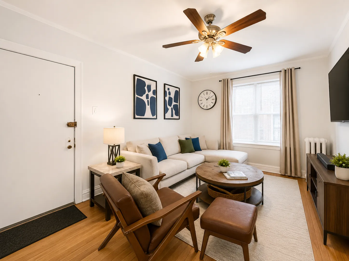 652 W Oakdale Ave, , 60657, USA 60657-unit#1N-Chicago-IL