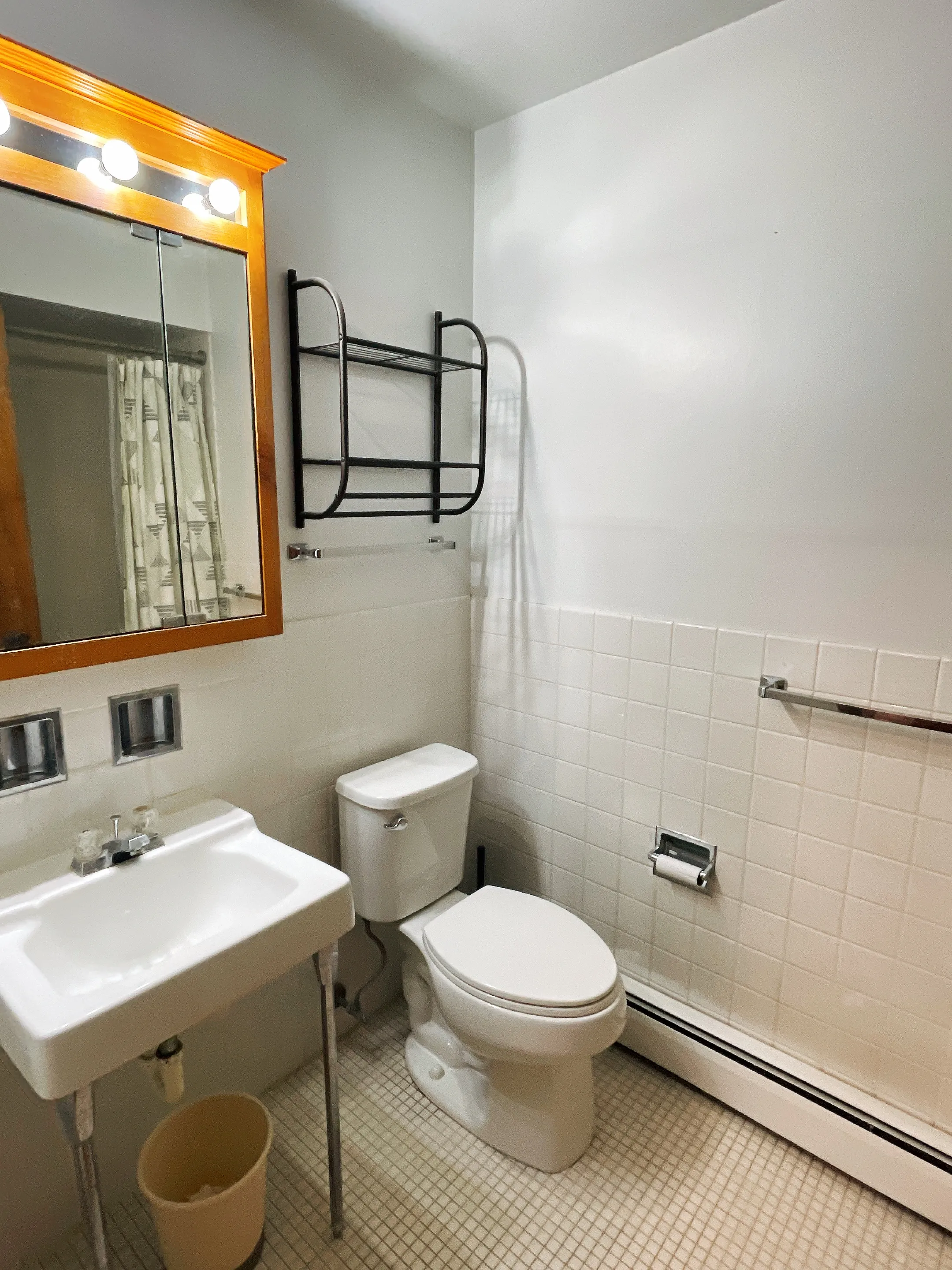 826 N Milwaukee Ave, , 60048, USA 60048-unit#D2-Libertyville-IL