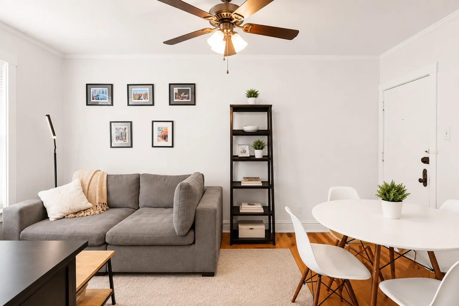 656 W Oakdale Ave, , 60657, USA 60657-unit#1C-Chicago-IL