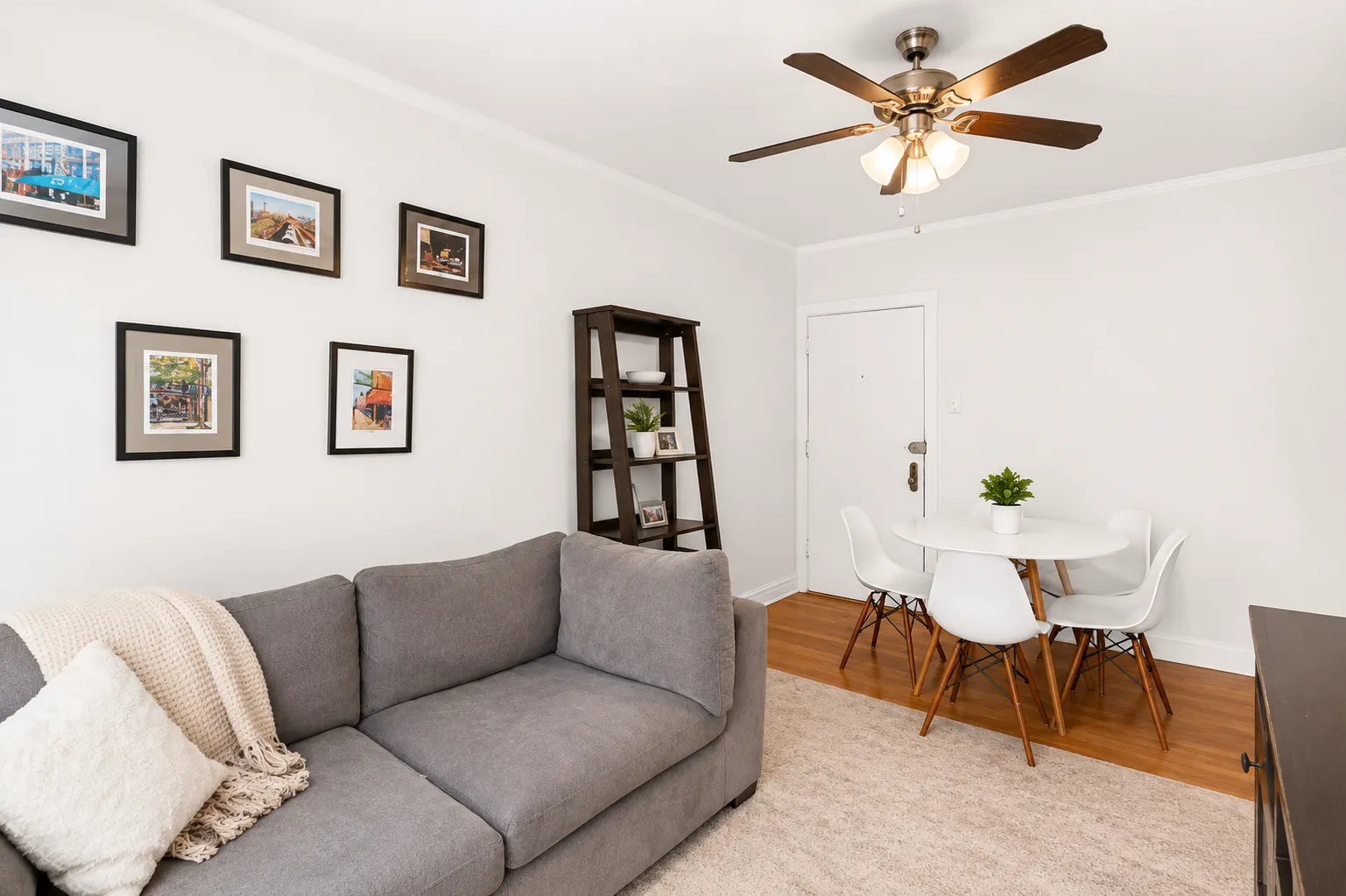 656 W Oakdale Ave, , 60657, USA 60657-unit#1C-Chicago-IL