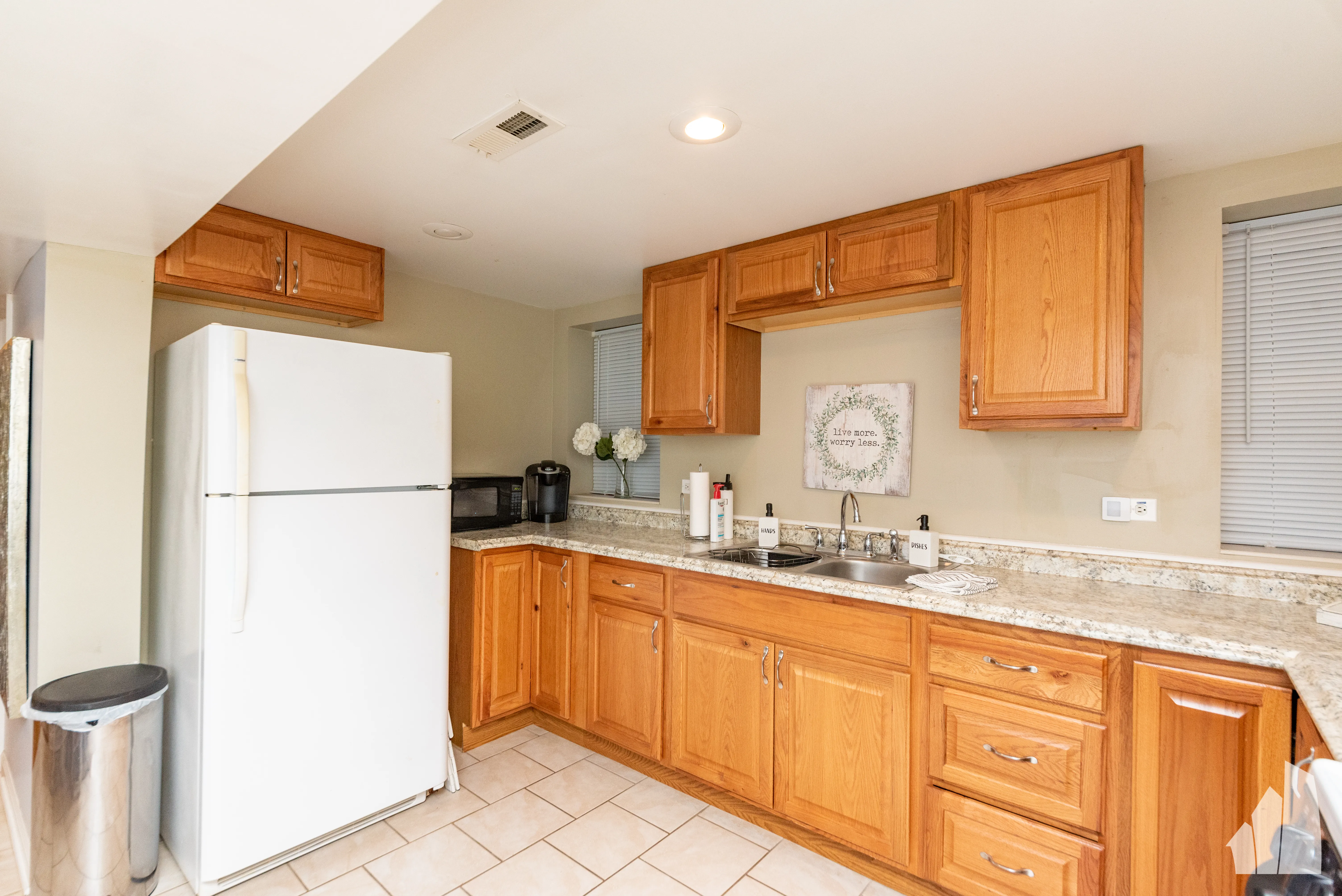 1332 W Barry Ave g, , 60657, USA 60657-unit#GDN-Chicago-IL