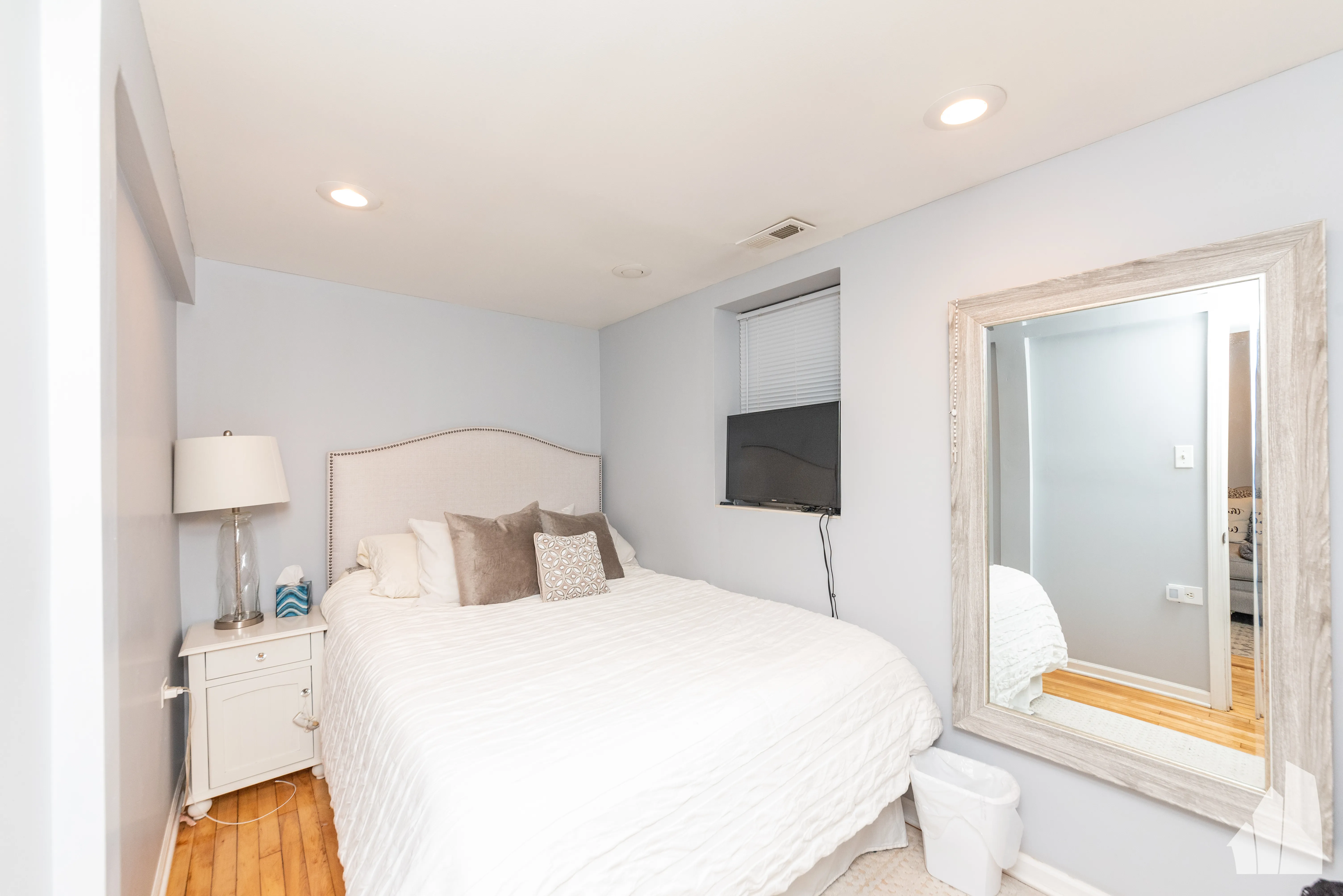 1332 W Barry Ave g, , 60657, USA 60657-unit#GDN-Chicago-IL
