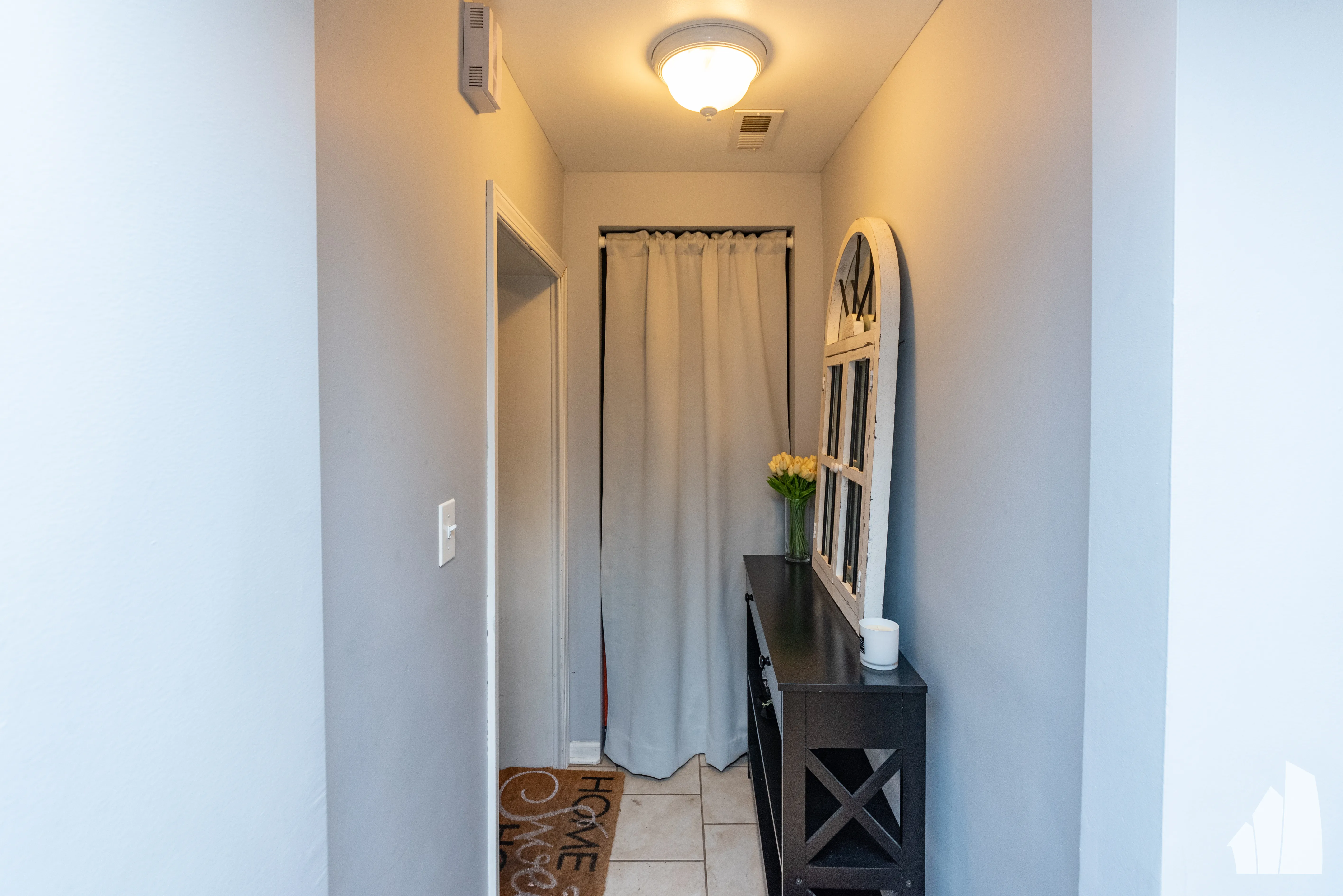1332 W Barry Ave g, , 60657, USA 60657-unit#GDN-Chicago-IL