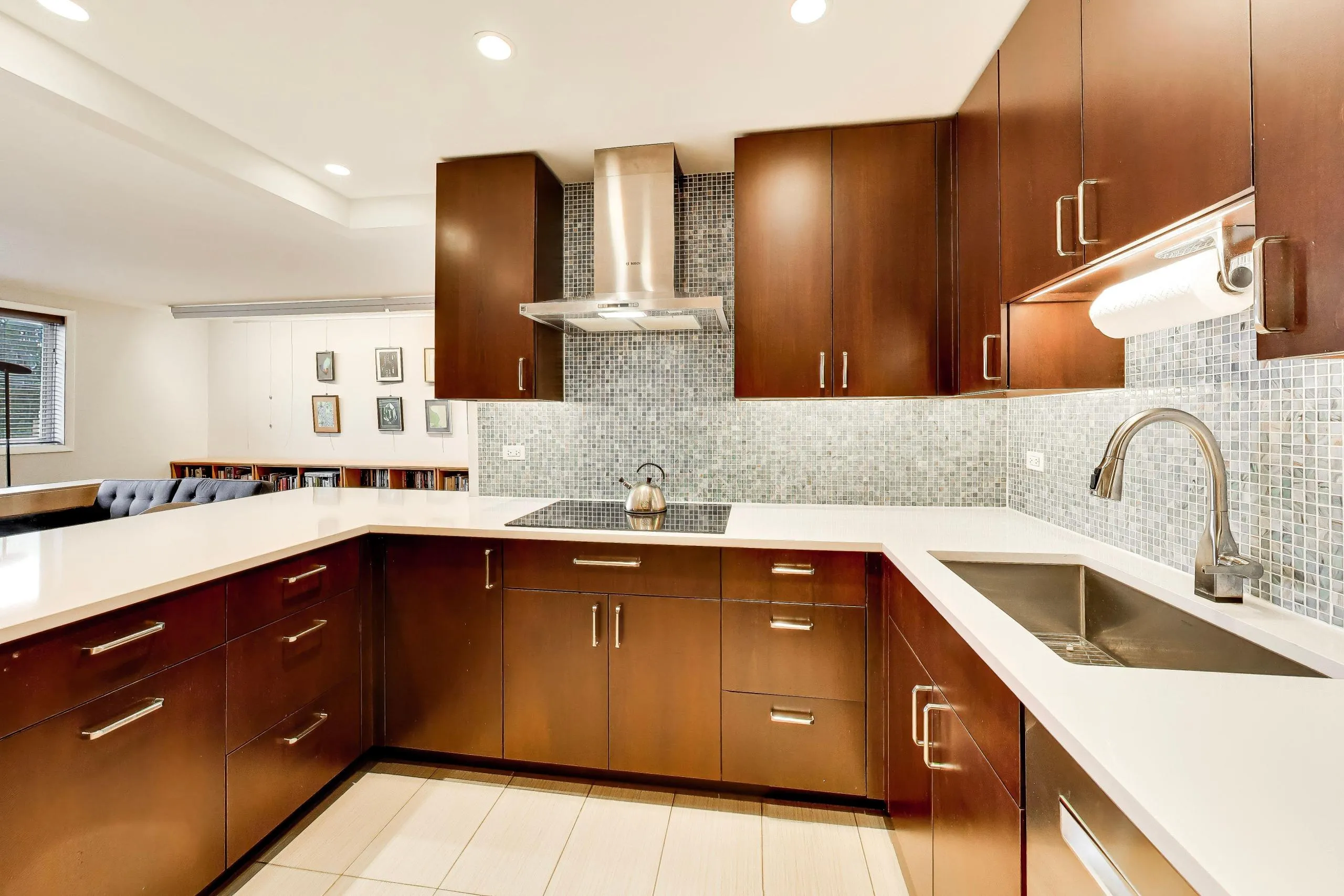 2722 Central St, , 60201, USA 60201-unit#4S-Evanston-IL