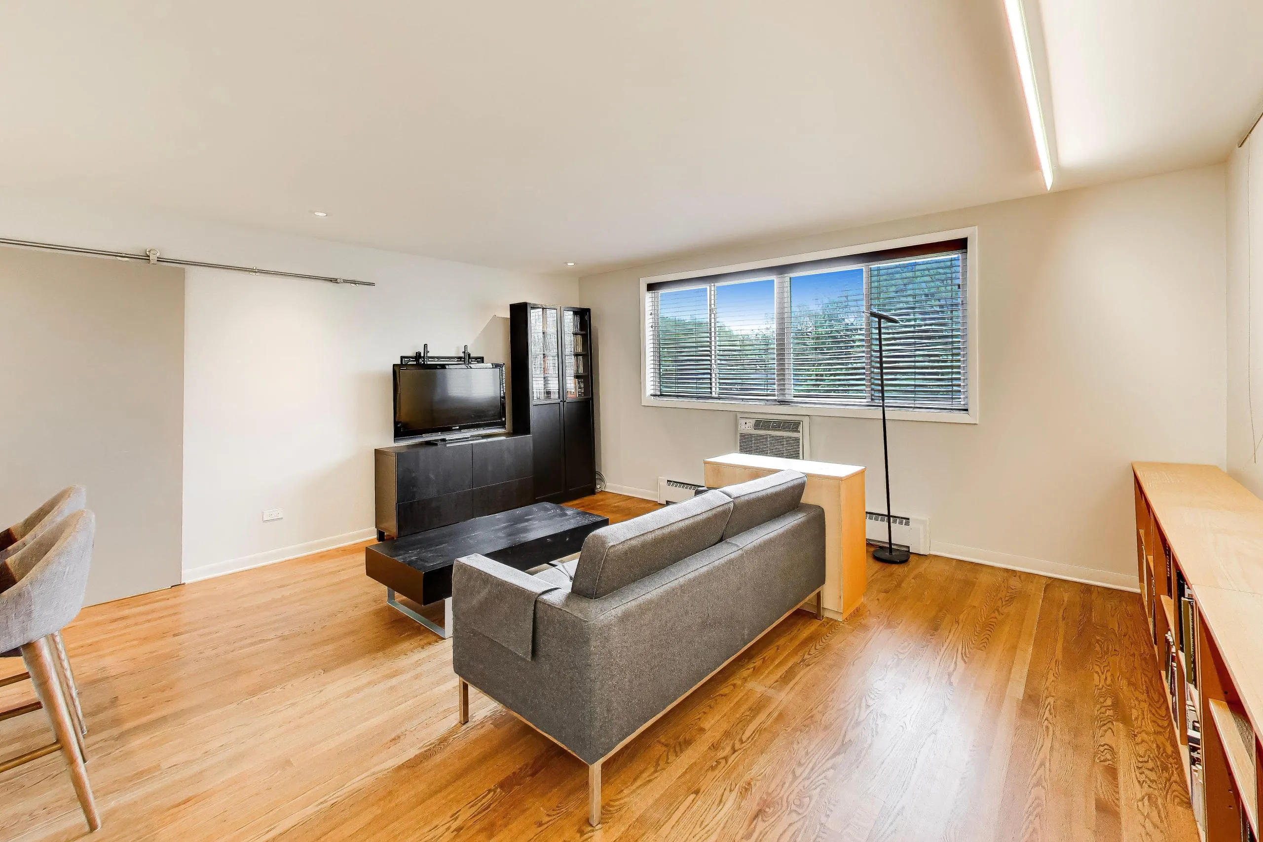 2722 Central St, , 60201, USA 60201-unit#4S-Evanston-IL