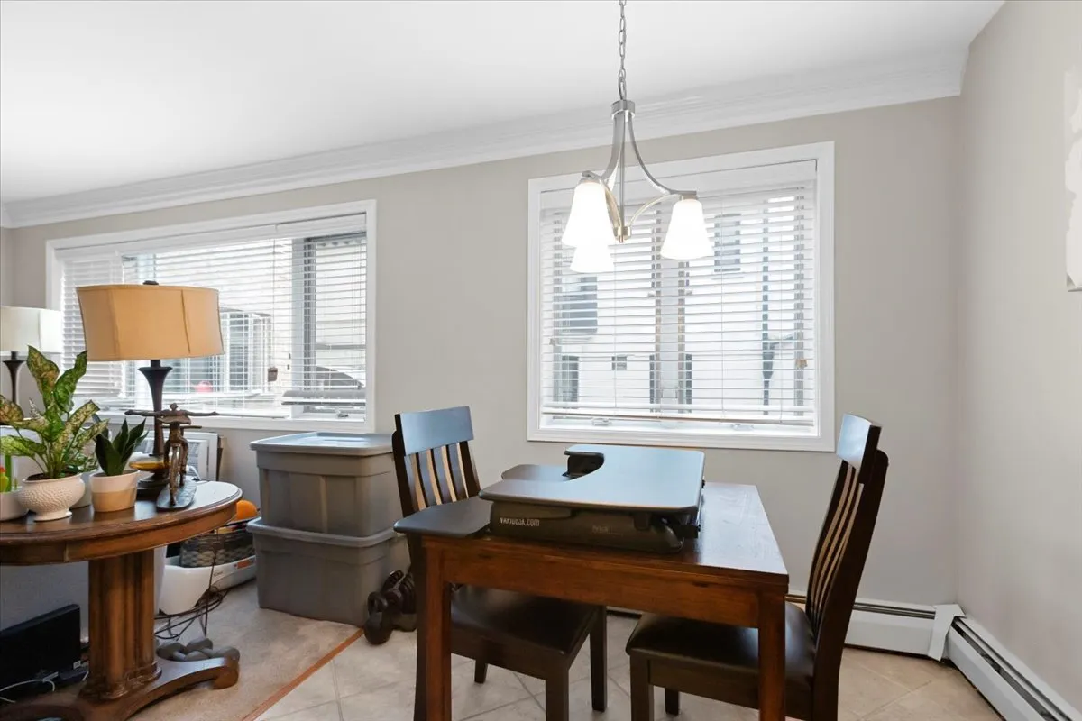 426 W Barry Ave, , 60657, USA 60657-unit#206-Chicago-IL