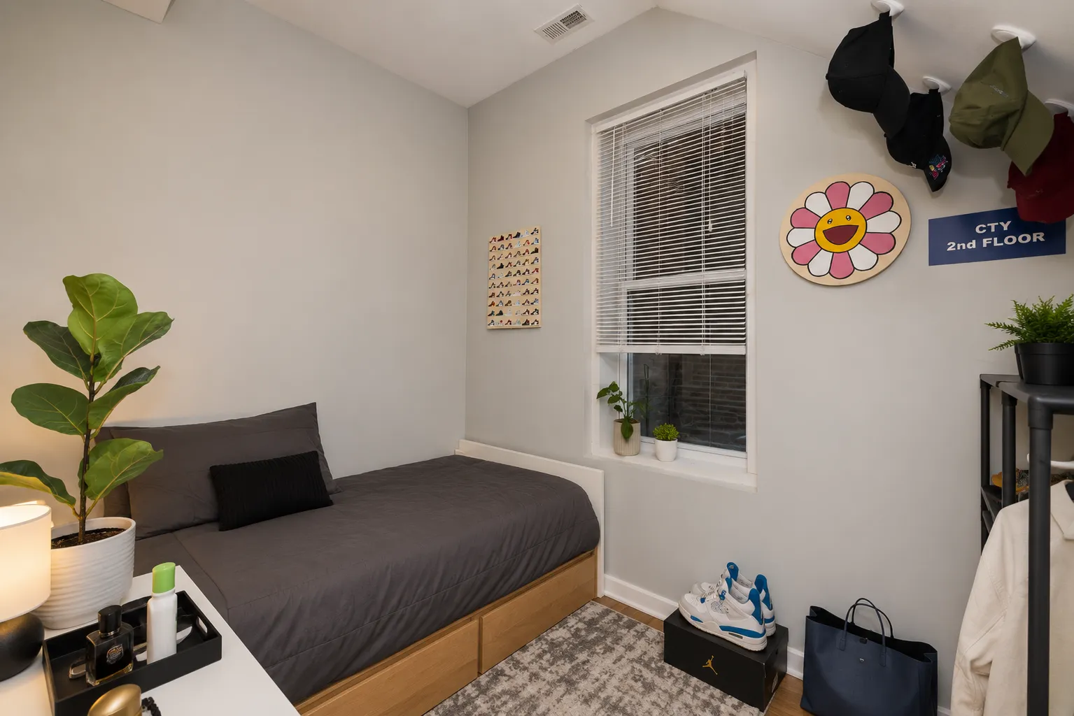 1431 W Flournoy St, , 60607, USA 60607-unit#1F-Chicago-IL
