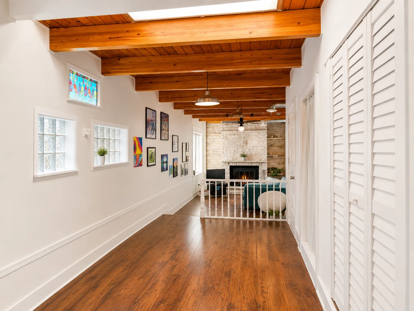 5744 N Milwaukee Ave, , 60646, USA 60646-unit#2B-Chicago-IL