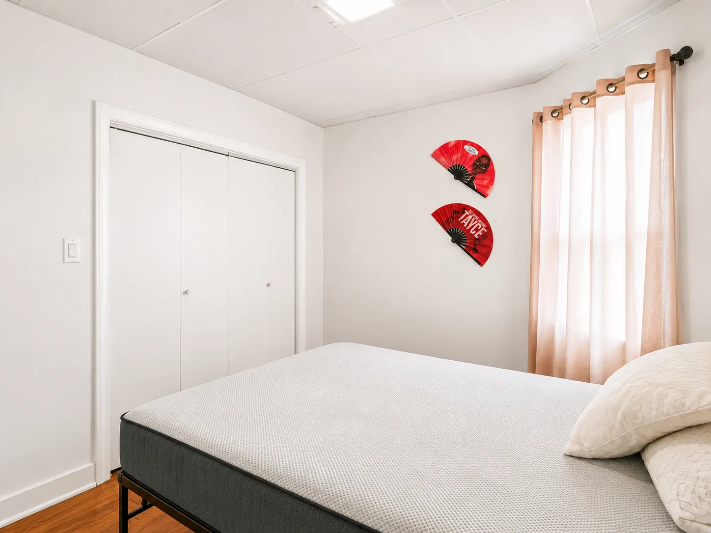 5744 N Milwaukee Ave, , 60646, USA 60646-unit#2B-Chicago-IL