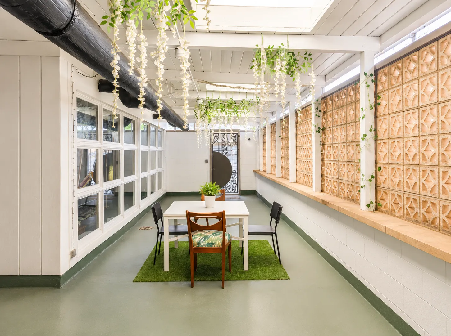 5744 N Milwaukee Ave, , 60646, USA 60646-unit#2B-Chicago-IL