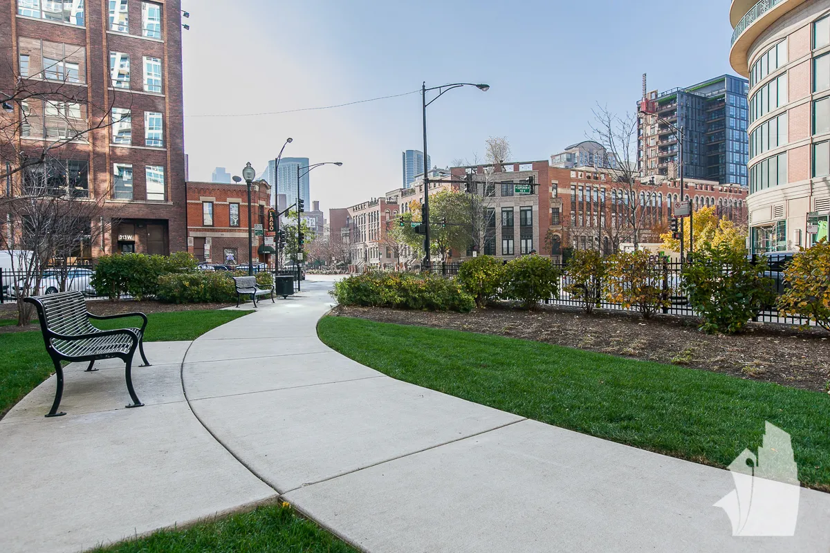 757 N Orleans St, , 60654, USA 60654-unit#705-Chicago-IL