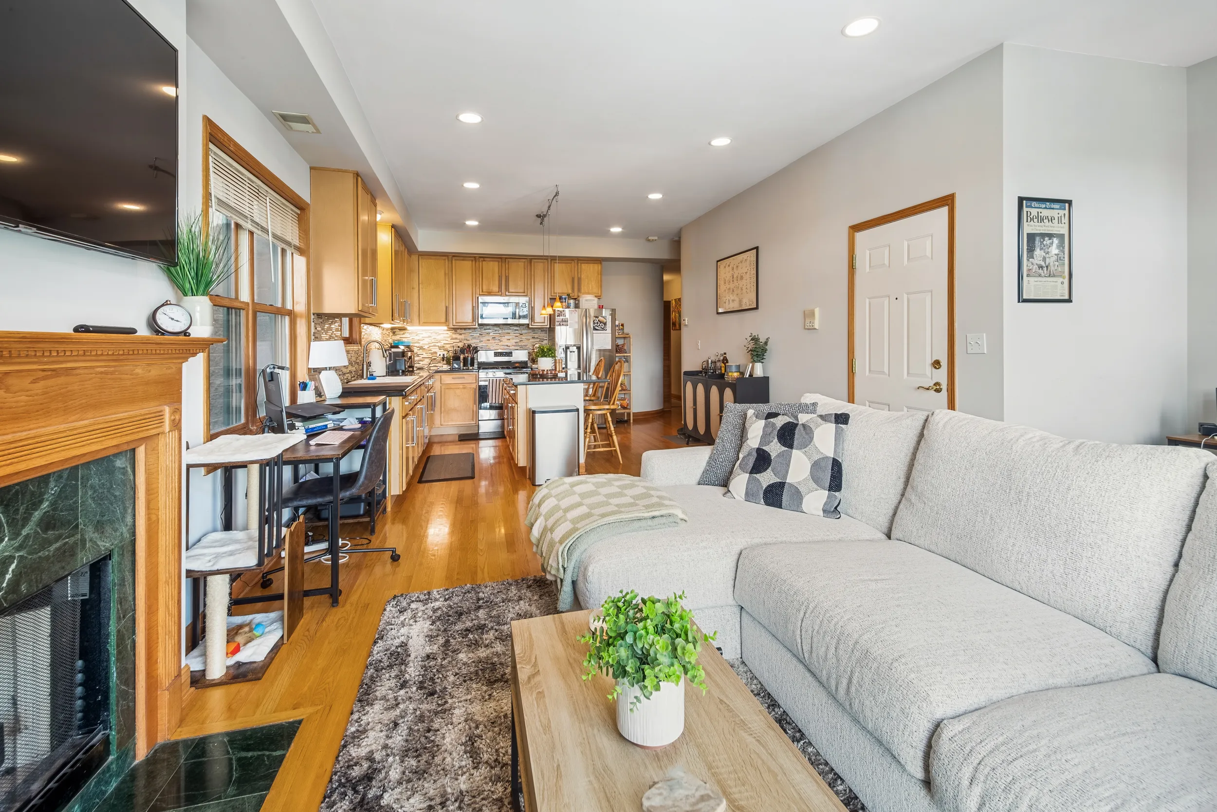 1954 W Diversey Pkwy, , 60614, USA 60614-unit#3W-Chicago-IL