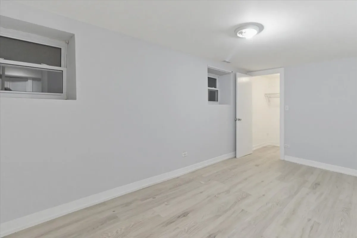 910 W Gunnison St, ,  60640, USA 60640-unit#Garden-Chicago-IL