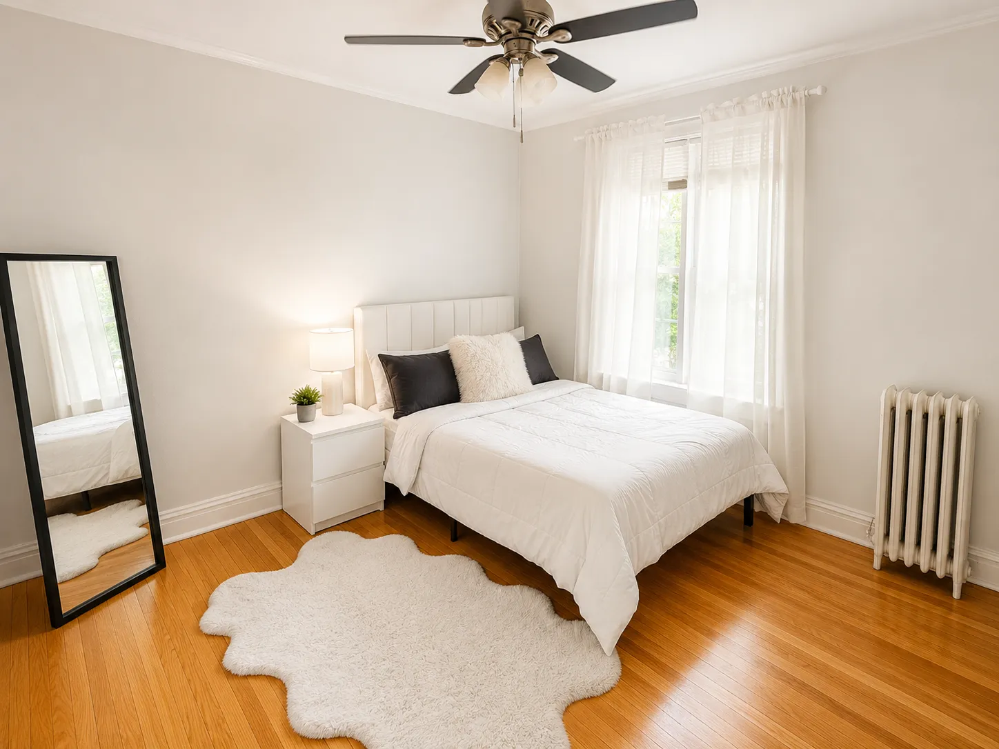 652 W Oakdale Ave, , 60657, USA 60657-unit#1S-Chicago-IL