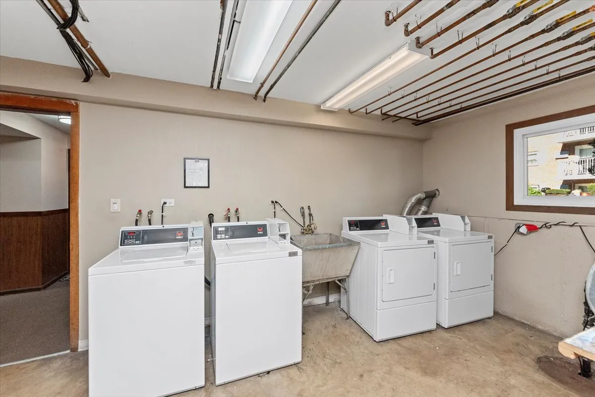 124 W Washington St, ,  60073, USA 60073-unit#114-Round Lake-IL