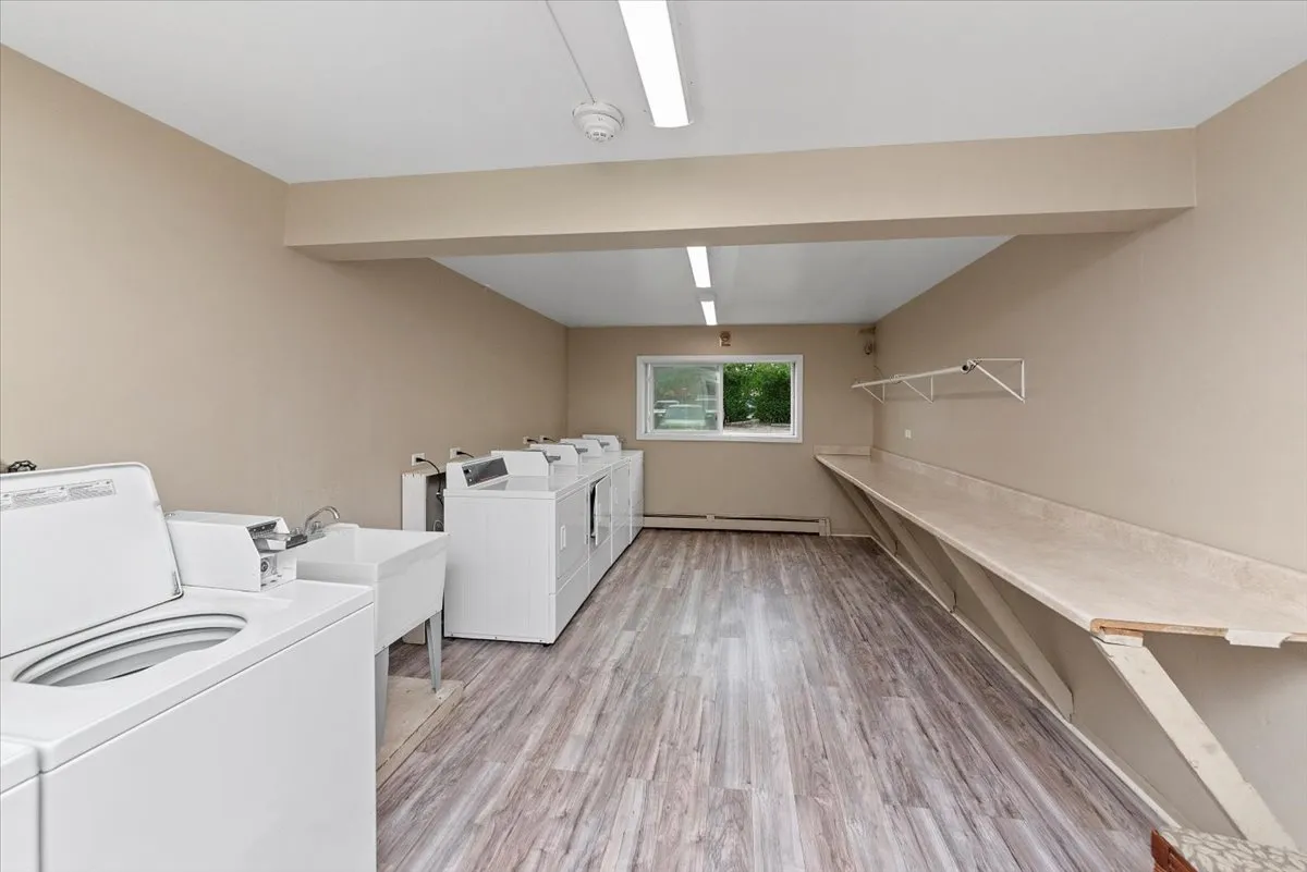700 McKinley Ave, ,  60060, USA 60060-unit#302-Mundelein-IL