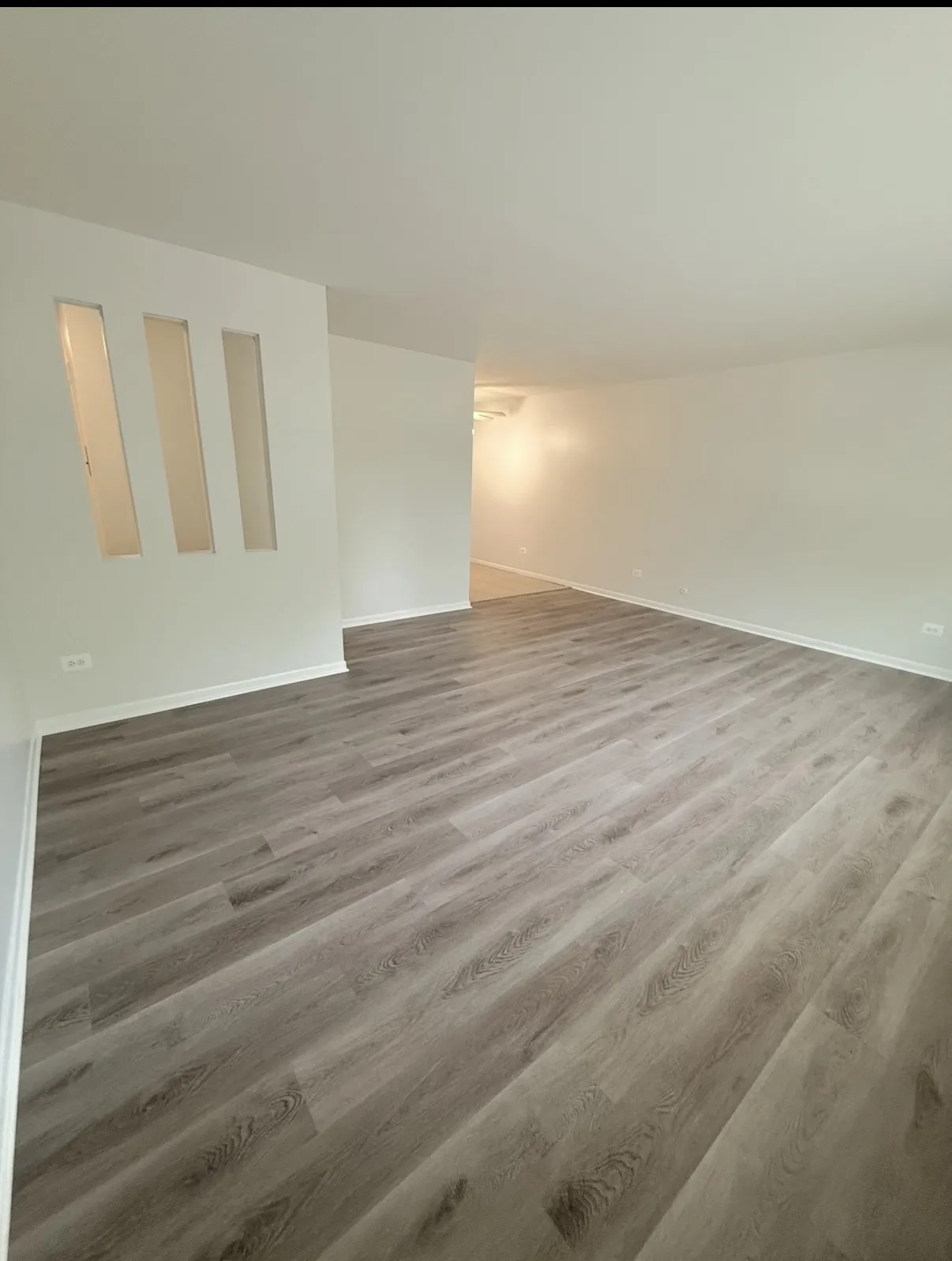 700 McKinley Ave, ,  60060, USA 60060-unit#302-Mundelein-IL