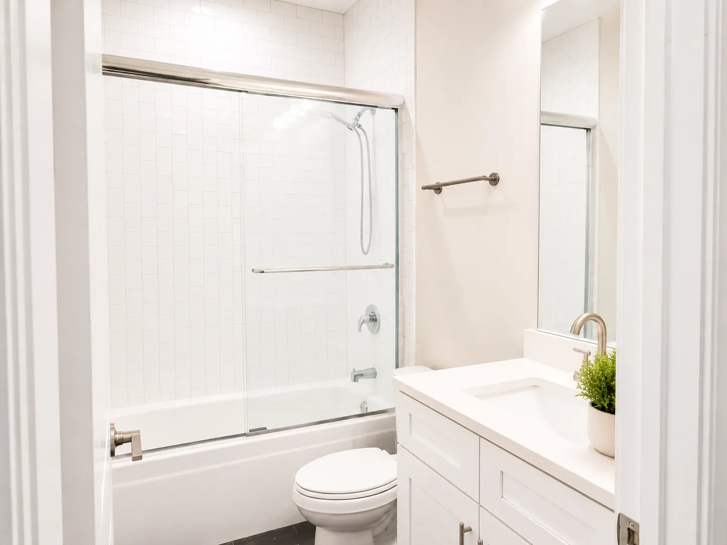 6622 S University Ave, ,  60637, USA 60637-unit#1-Chicago-IL