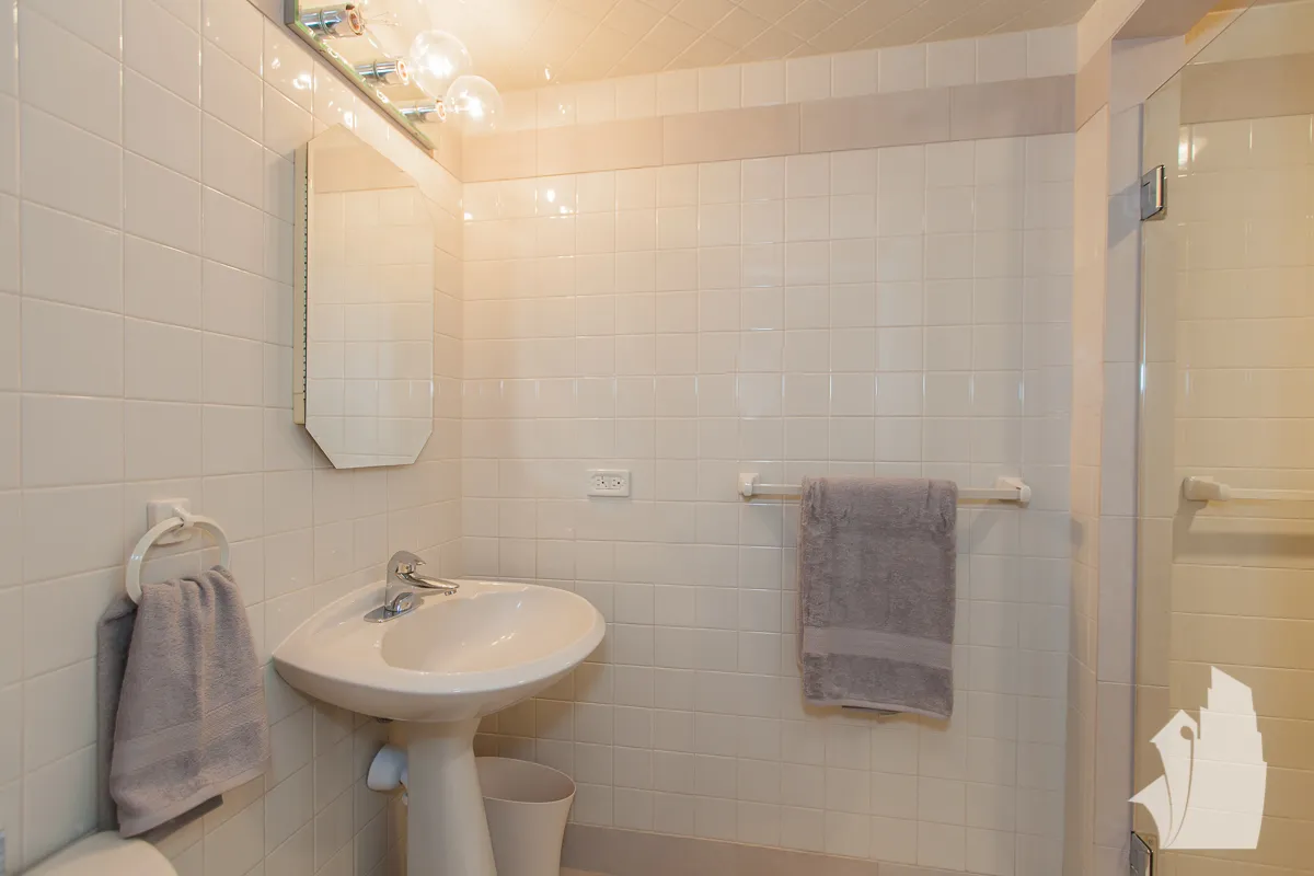 1625 W Hollywood Ave, , 60660, USA 60660-unit#1-Chicago-IL