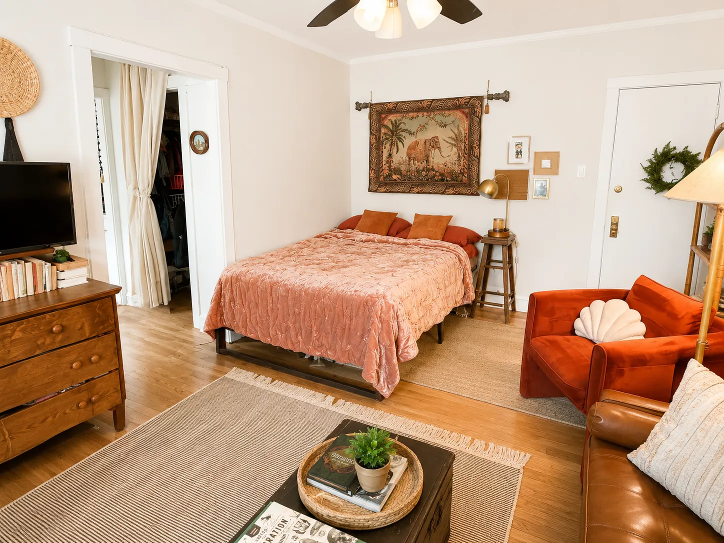 656 W Oakdale Ave, , 60657, USA 60657-unit#2D-Chicago-IL