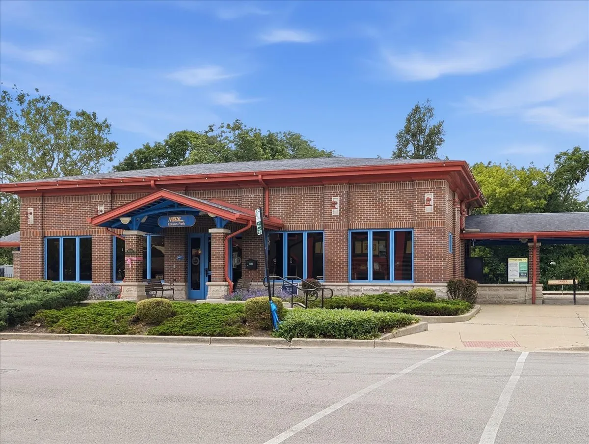 6719 N Oshkosh Ave, , 60631, USA 60631-unit#1-Chicago-IL