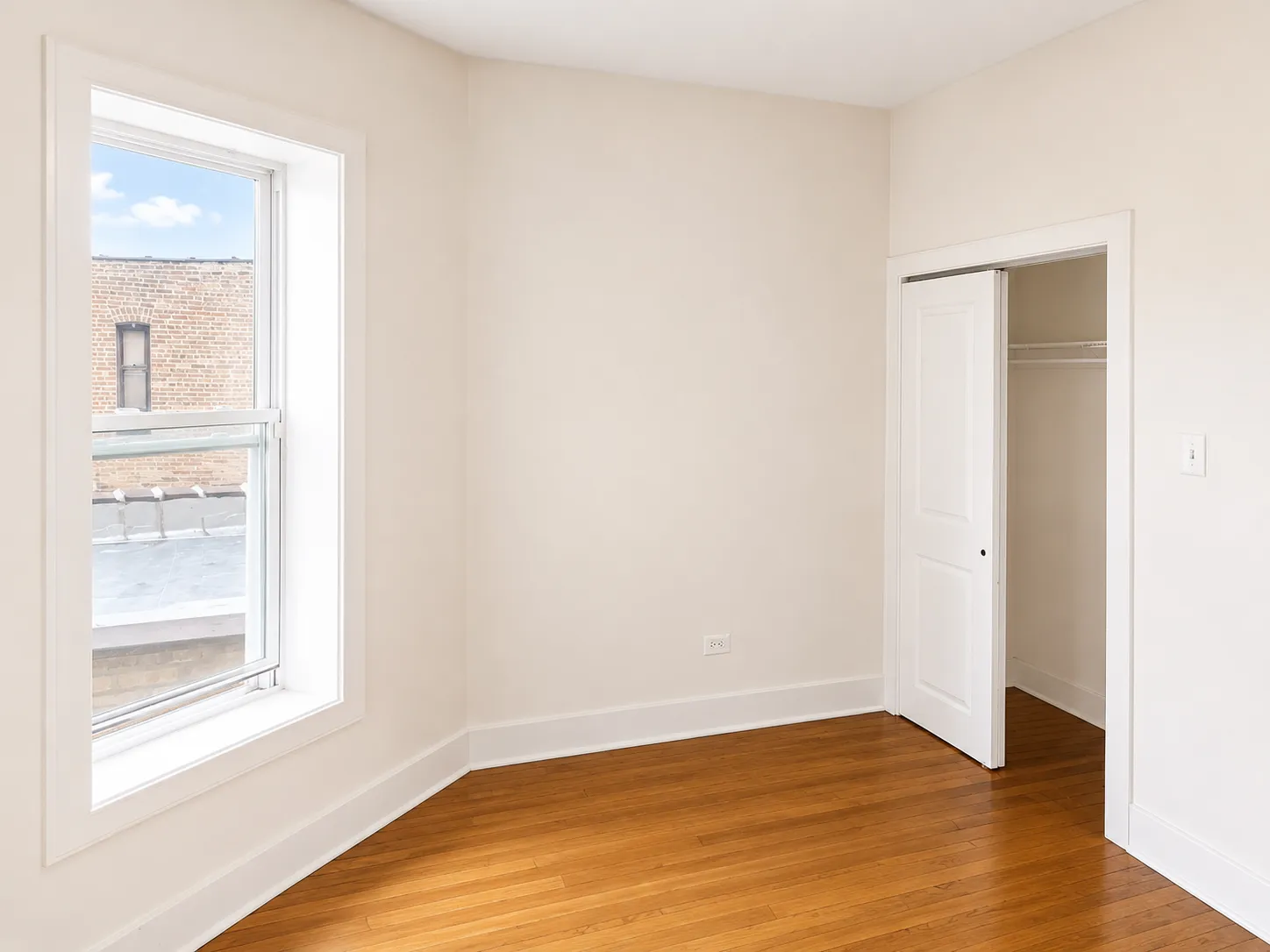 1439 E 66th Pl, , 60637, USA 60637-unit#3W-Chicago-IL