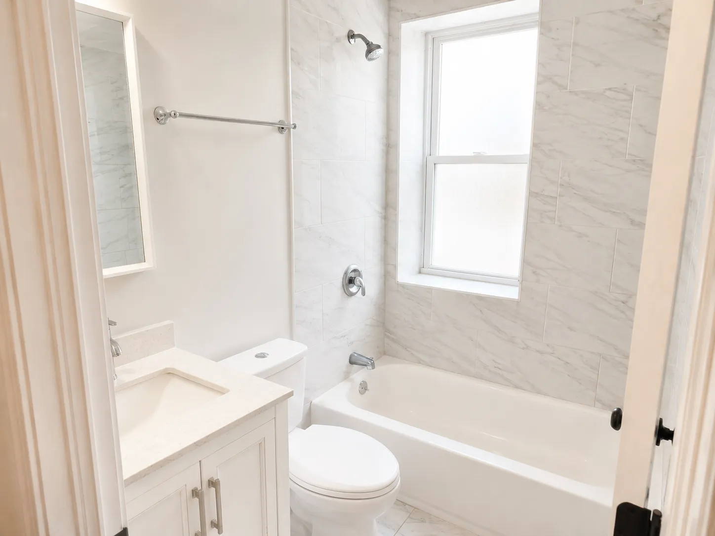 1439 E 66th Pl, , 60637, USA 60637-unit#3W-Chicago-IL