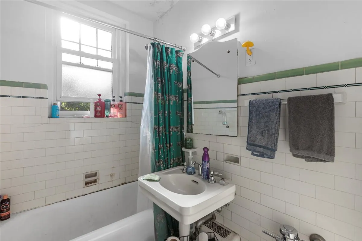 2712 W Logan Blvd, , 60647, USA 60647-unit#3-Chicago-IL