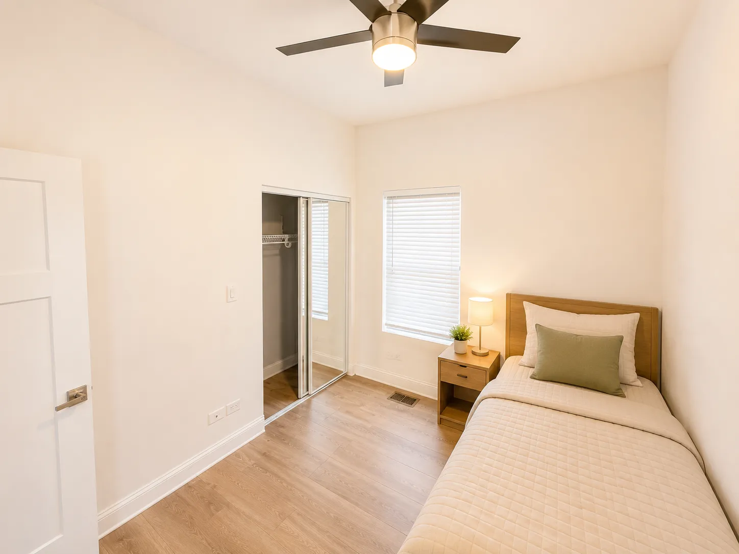 2991 N Lawndale Ave, ,  60618, USA 60618-unit#1-Chicago-IL