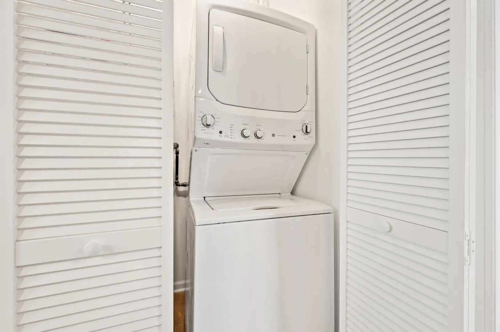 3311 N Ravenswood Ave, , 60657, USA 60657-unit#1-Chicago-IL