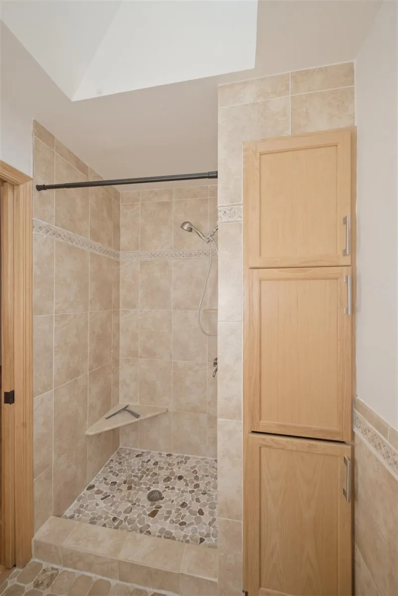 1671 Grosvenor Cir, ,  60189, USA 60189-unit#C-Wheaton-IL