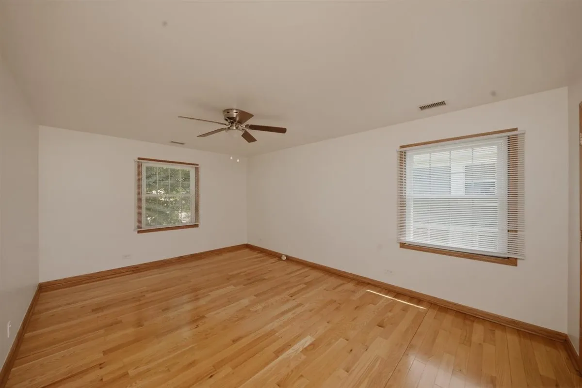 1671 Grosvenor Cir, ,  60189, USA 60189-unit#C-Wheaton-IL