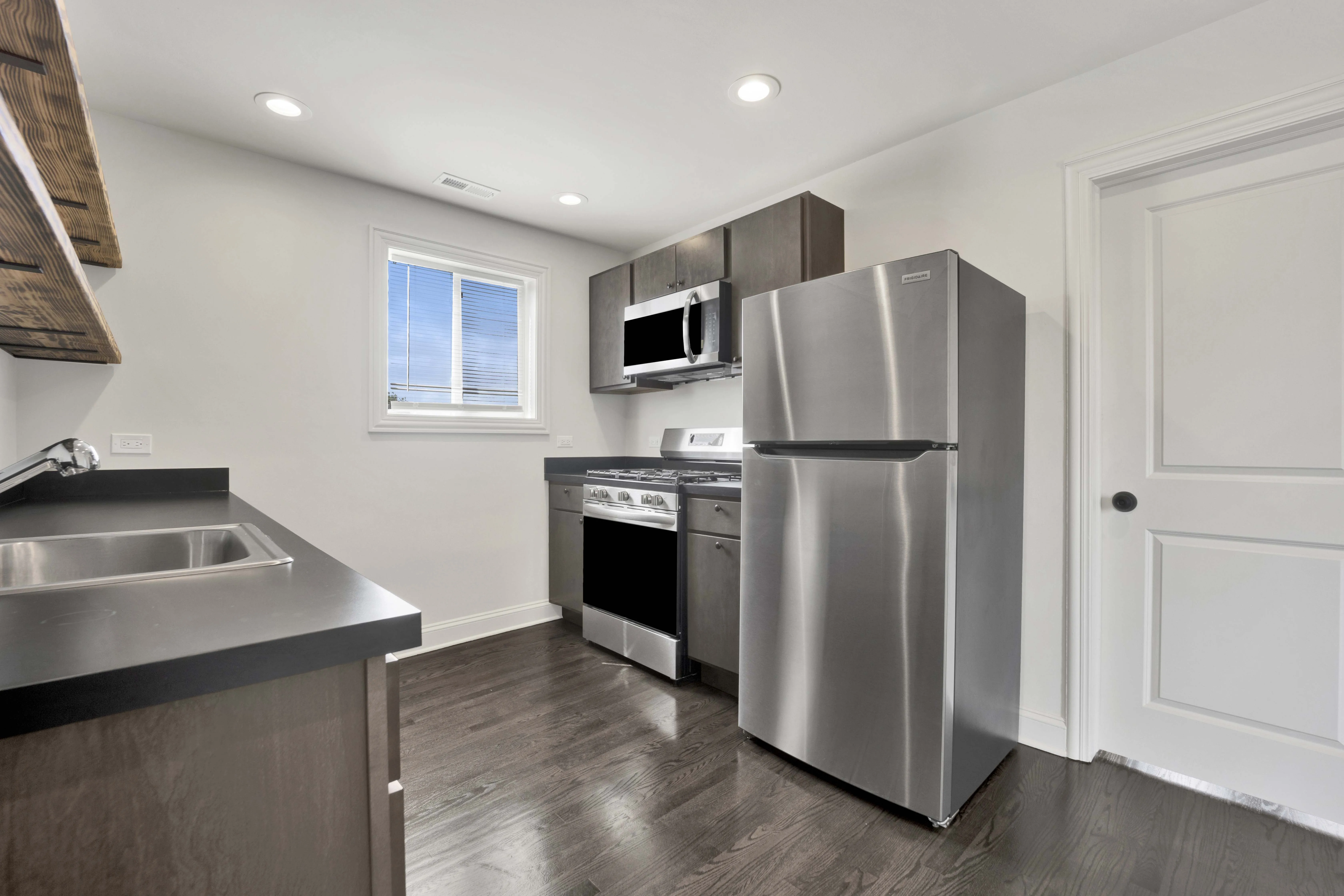 3125 N California Ave, , 60618, USA 60618-unit#2F-Chicago-IL