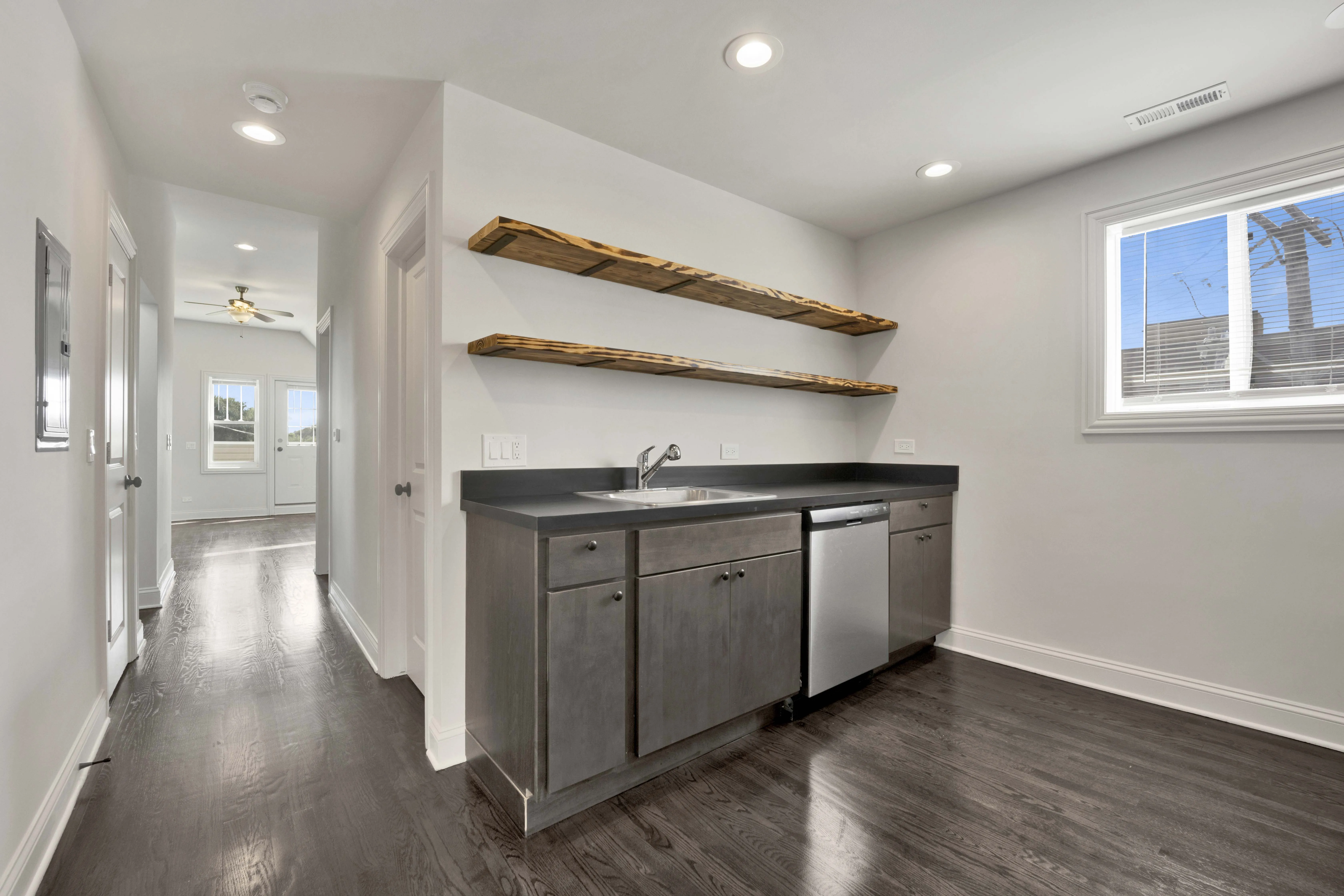 3125 N California Ave, , 60618, USA 60618-unit#2F-Chicago-IL