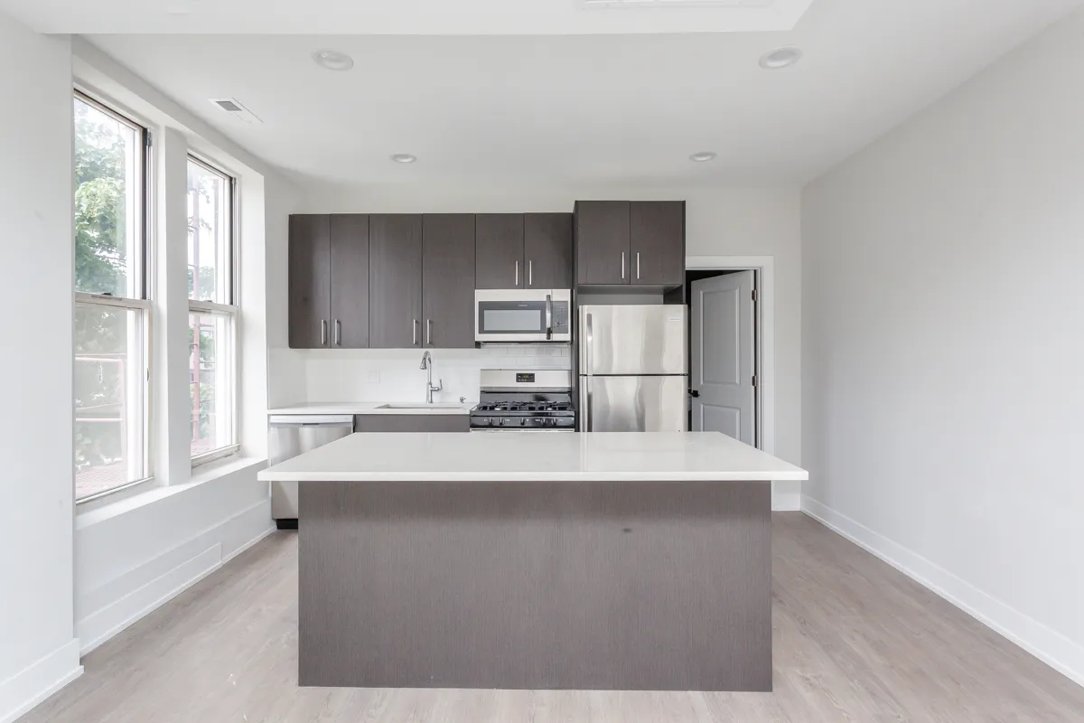 818 W 18th St, ,  60608, USA 60608-unit#4F-Chicago-IL