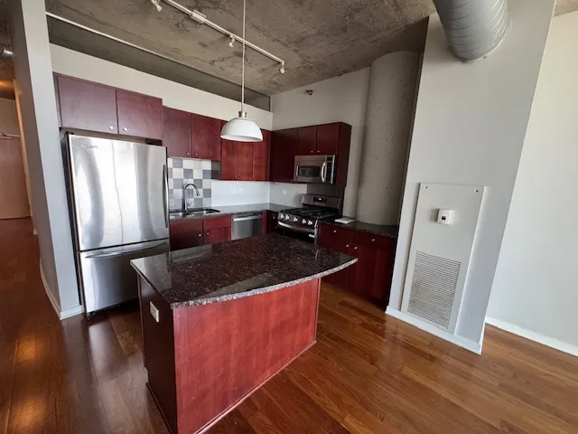 700 N Larrabee St, ,  60654, USA 60654-unit#1902-Chicago-IL