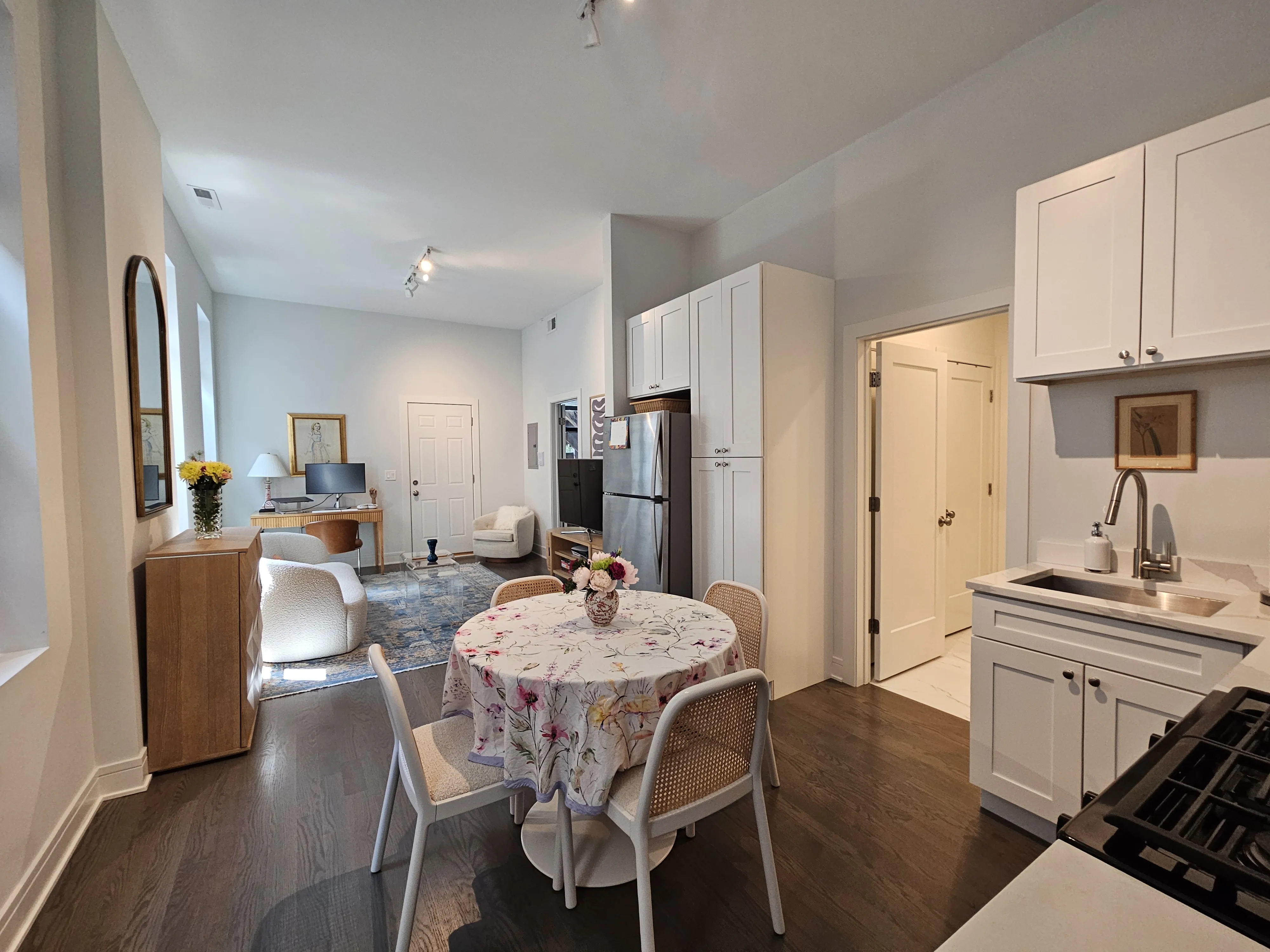 951 W Armitage Ave, ,  60614, USA 60614-unit#2R-Chicago-IL