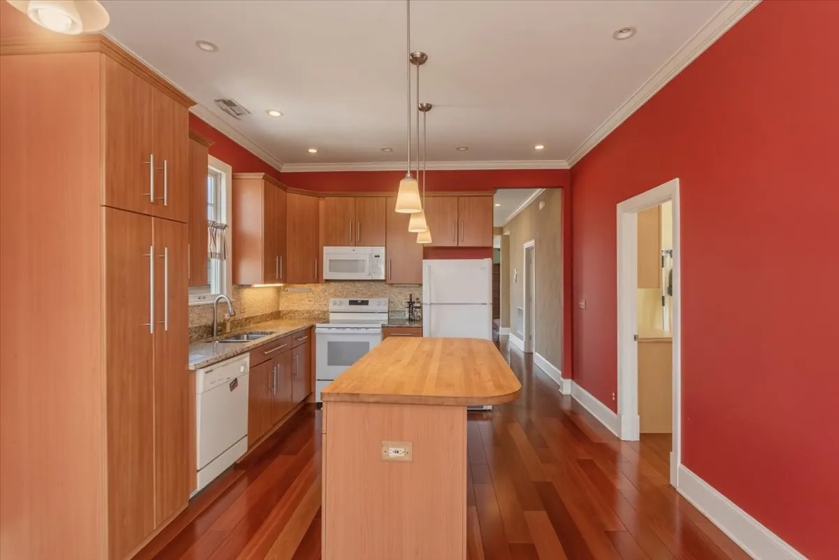 2720 W Chanay St, , 60647, USA 60647-unit#2-Chicago-IL