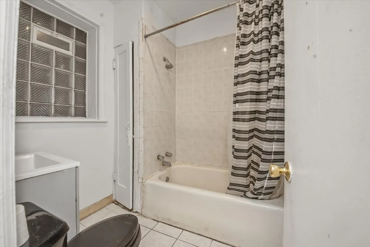 2200 N Knox Ave, ,  60639, USA 60639-unit#1-Chicago-IL