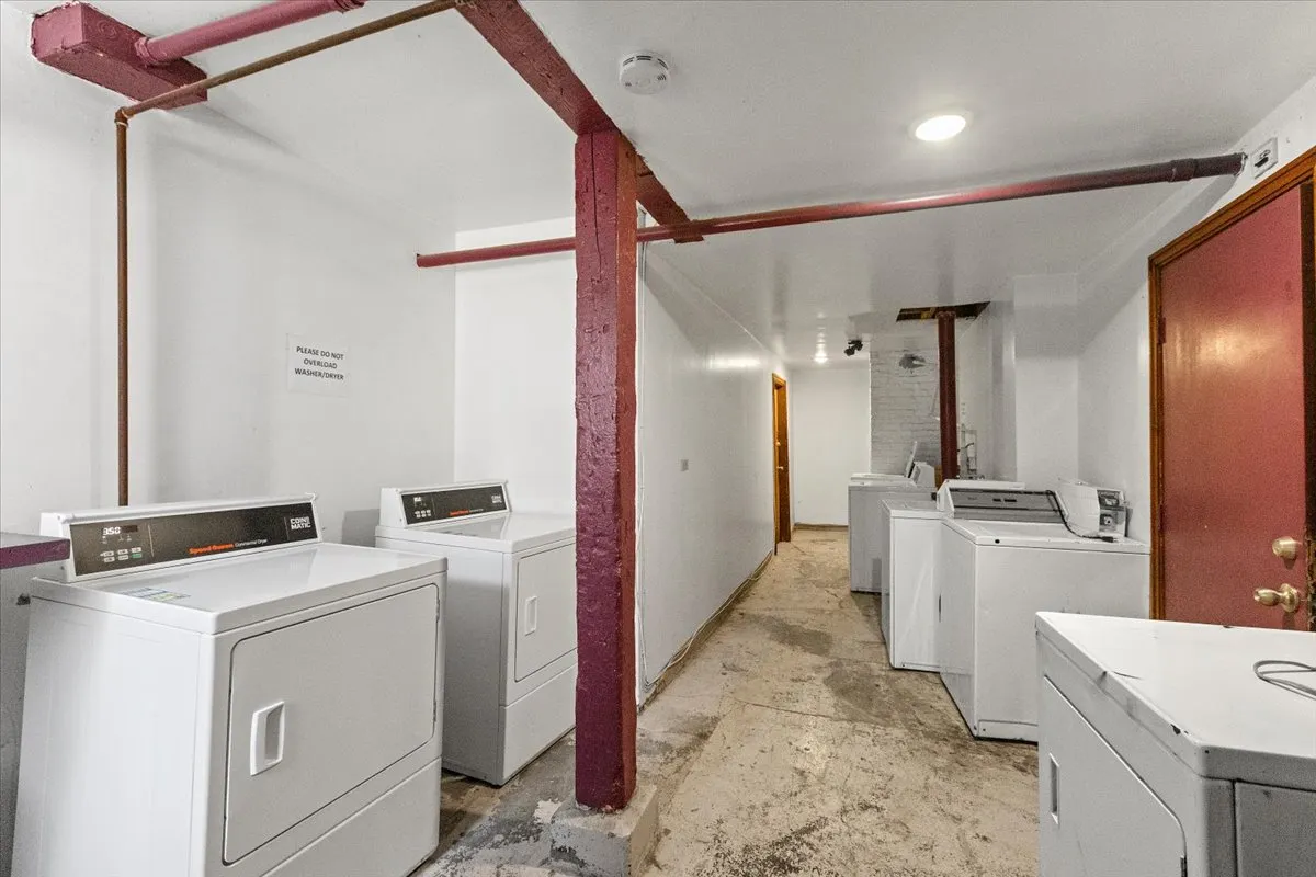 3133 W Augusta Blvd, ,  60622, USA 60622-unit#2E-Chicago-IL