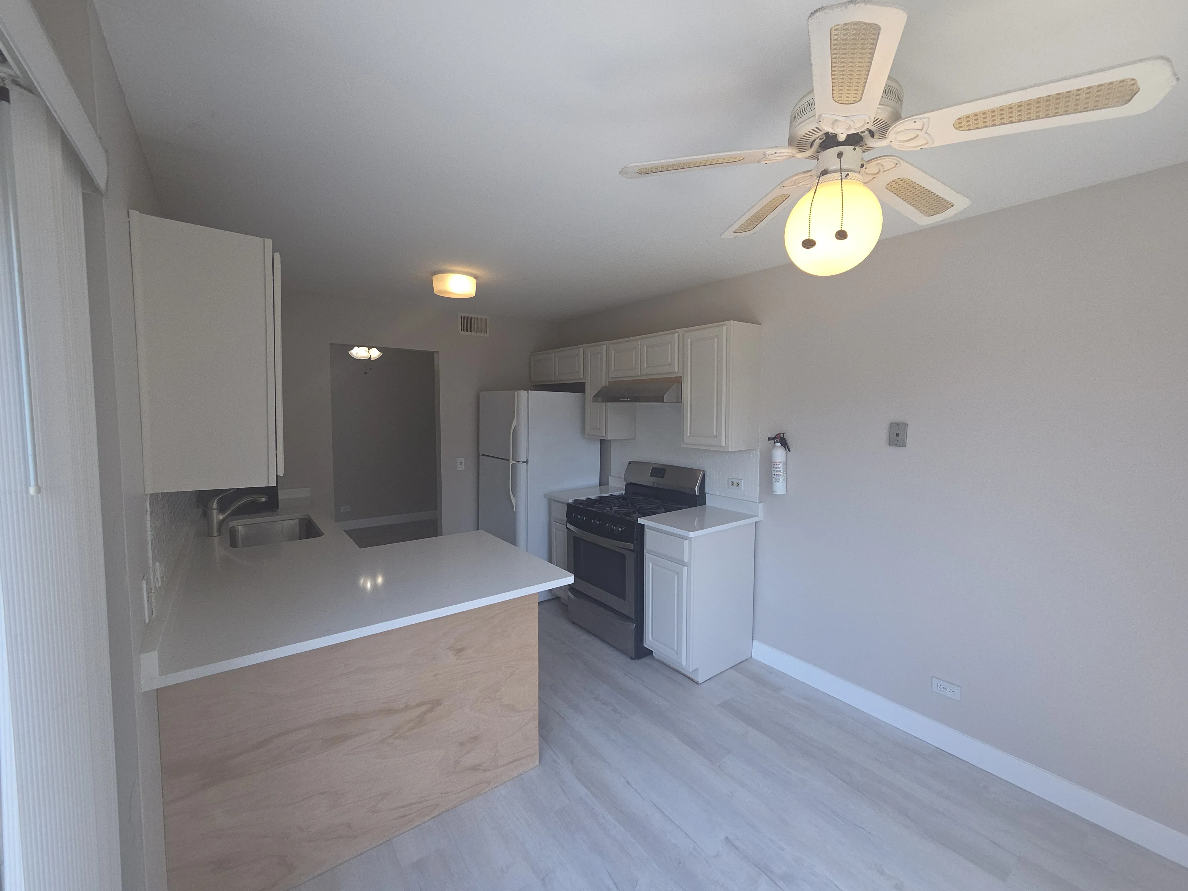 299 Pembridge Ln Unit D2, ,  60193, USA 60193-unit#D2-Schaumburg-IL