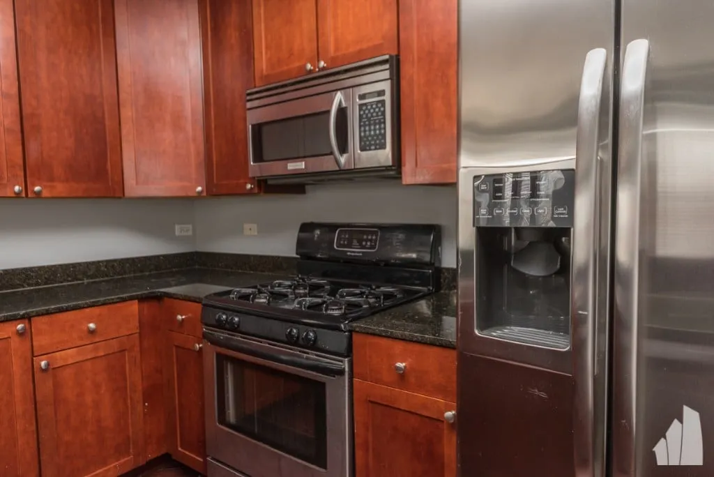 3550 W Montrose Ave, ,  60618, USA 60618-unit#303-Chicago-IL
