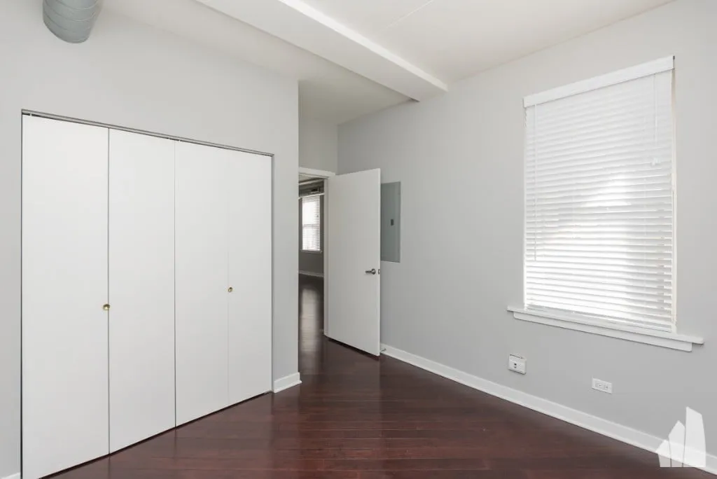 3550 W Montrose Ave, ,  60618, USA 60618-unit#303-Chicago-IL