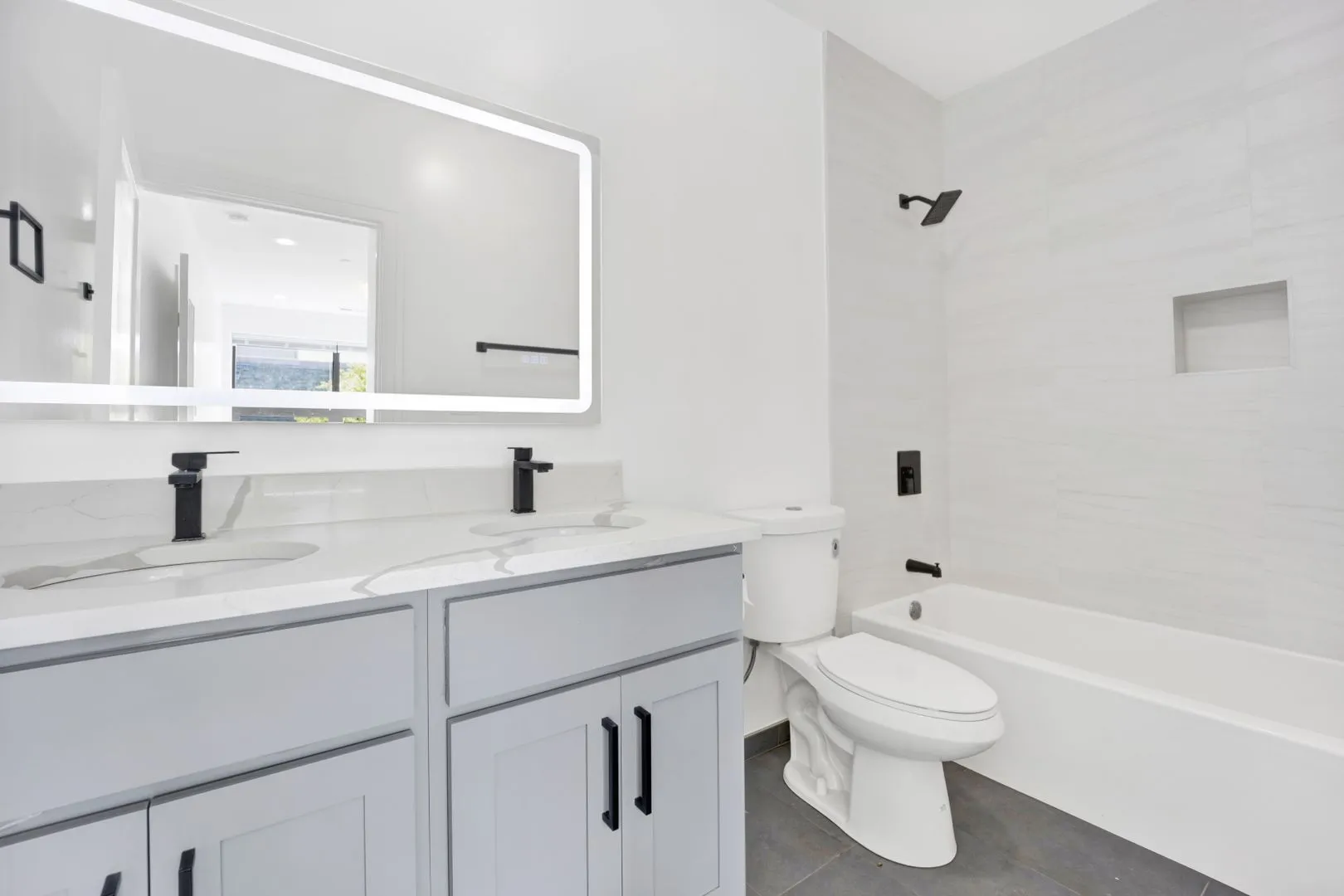 4350 W Lawrence Ave, ,  60630, USA 60630-unit#403-Chicago-IL