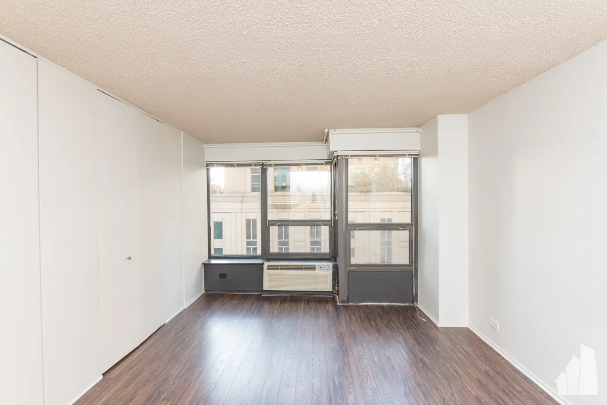 30 E Huron St, , 60611, USA 60611-unit#904-Chicago-IL